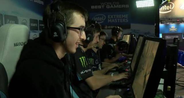 运四连冠 运四连冠