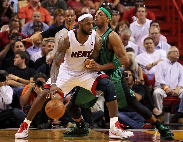 内部裂缝 内部裂缝