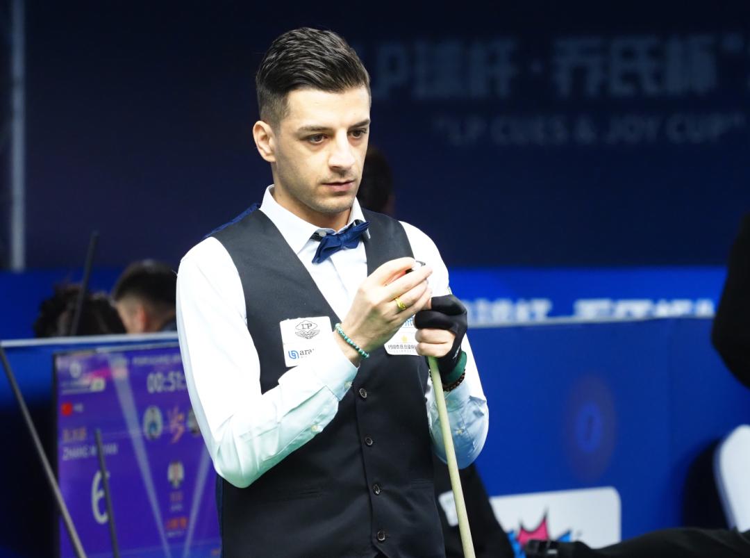 虽然目前官 虽然目前官